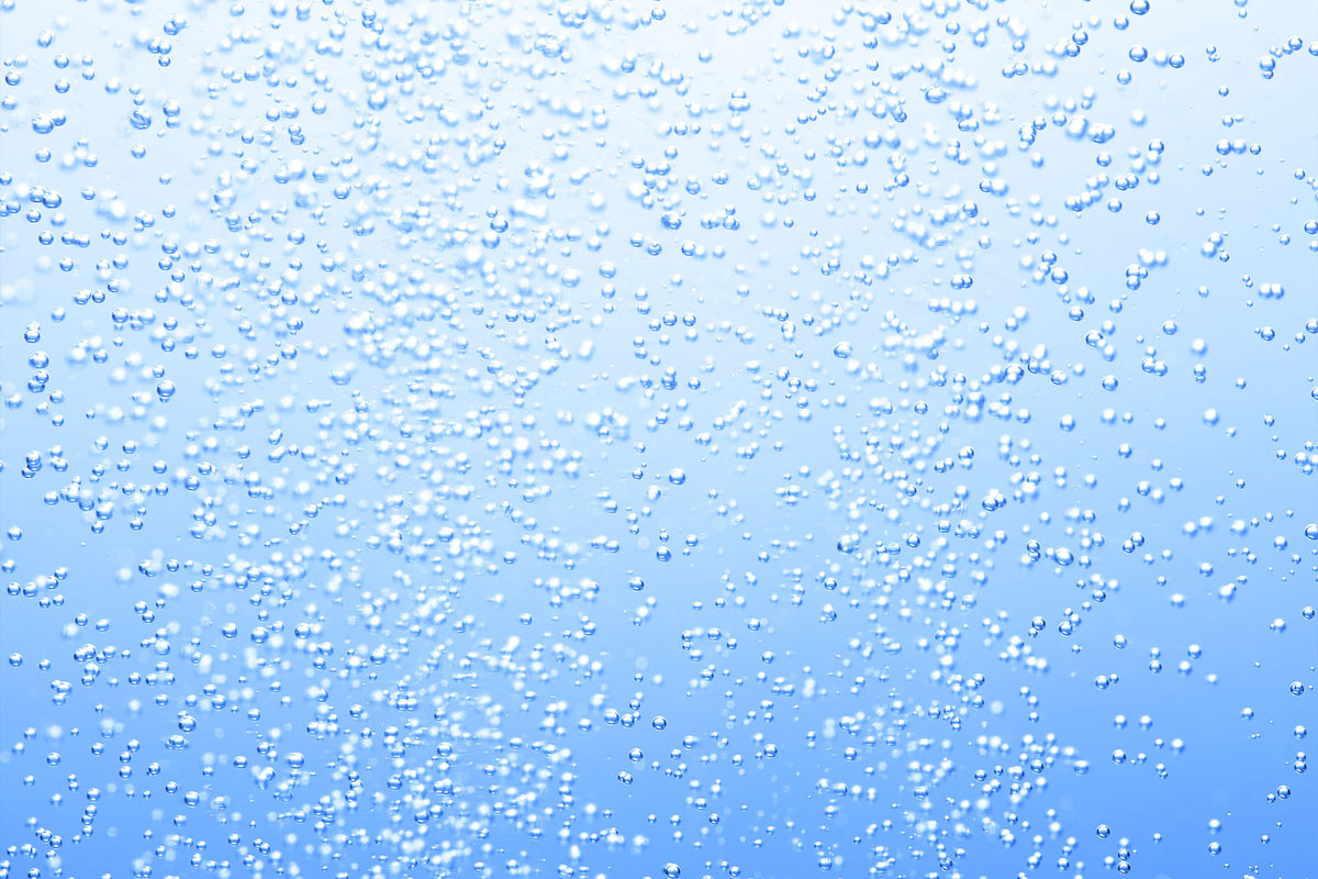 Wasser mit Blasen